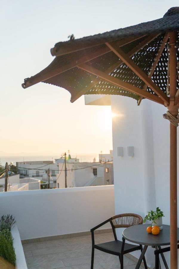 Enalios Sunset Suites Naxos City Bagian luar foto